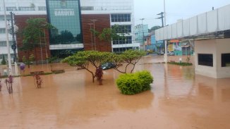  Barueri: enchente e diversos pontos de alagamento pela cidade