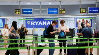 Maior greve da história da Ryanair se enfrenta com os patrões e o governo do Estado Espanhol